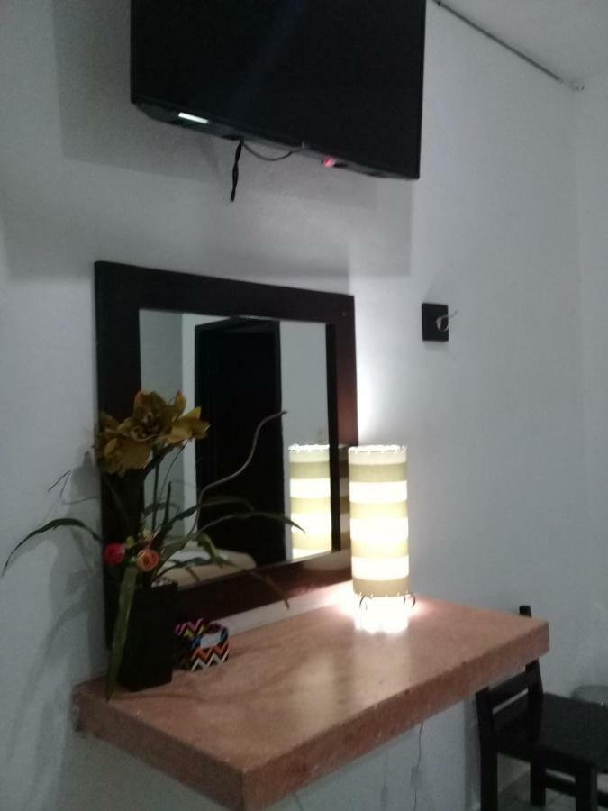 Hotel 41 Valladolid Валядолид Екстериор снимка